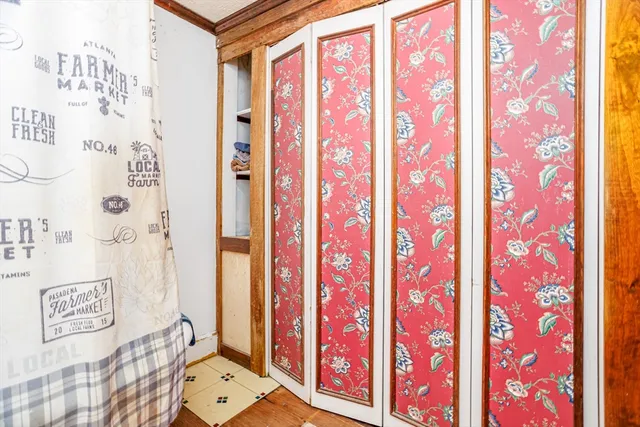 $299,999 | 20 Warren Street, Fitchburg, MA 01420