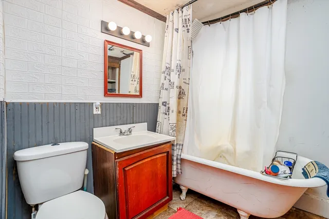 $299,999 | 20 Warren Street, Fitchburg, MA 01420