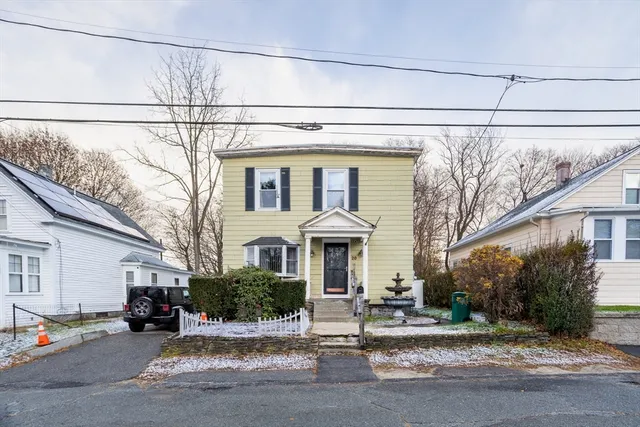 $299,999 | 20 Warren Street, Fitchburg, MA 01420