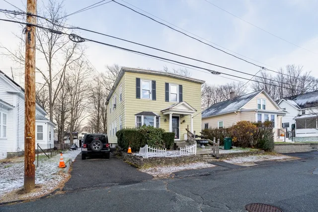 $299,999 | 20 Warren Street, Fitchburg, MA 01420