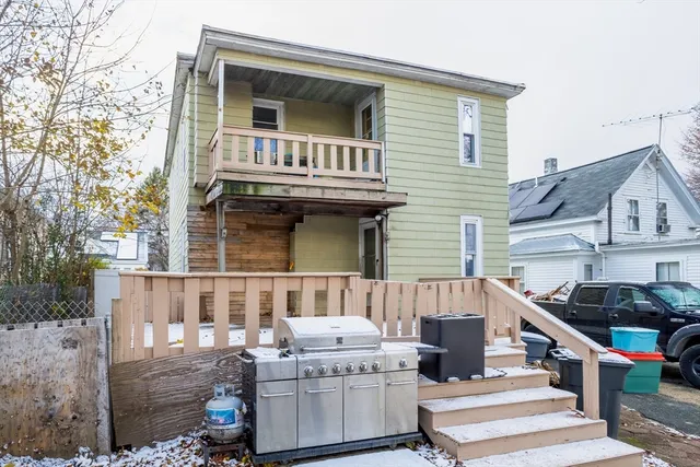 $299,999 | 20 Warren Street, Fitchburg, MA 01420