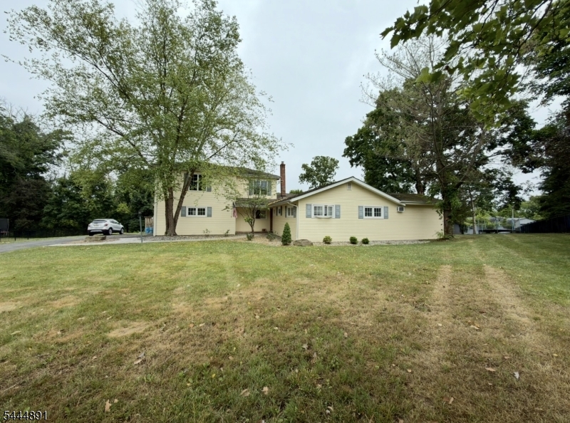 24 Beardslee Road Millstone, NJ 08844 - Photo 1 of 19