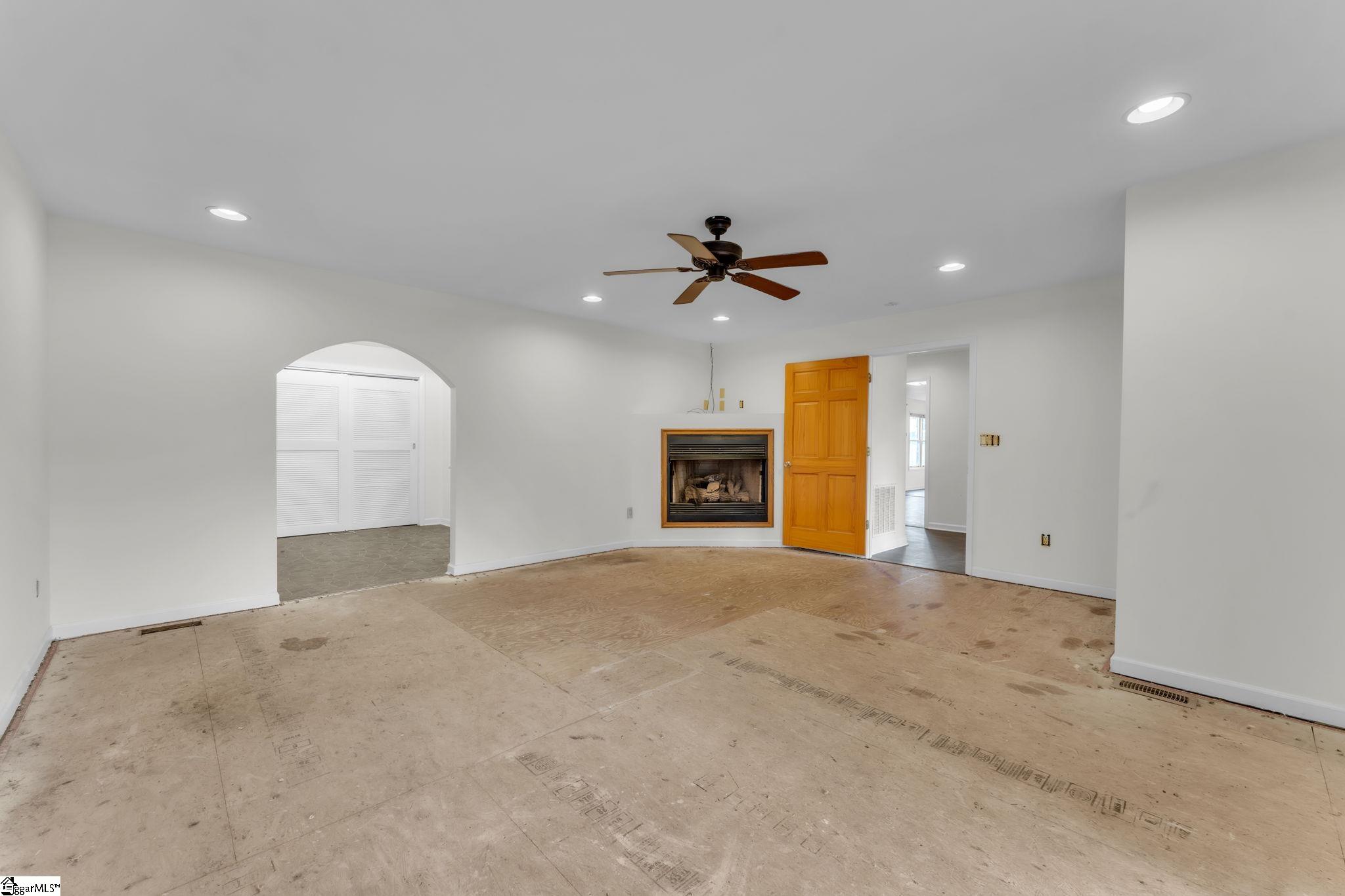 787 Breazeale Road Liberty, SC 29657 - Photo 15 of 31