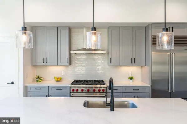$1,265,000 | 4523 Riverside Way, Philadelphia, PA 19127