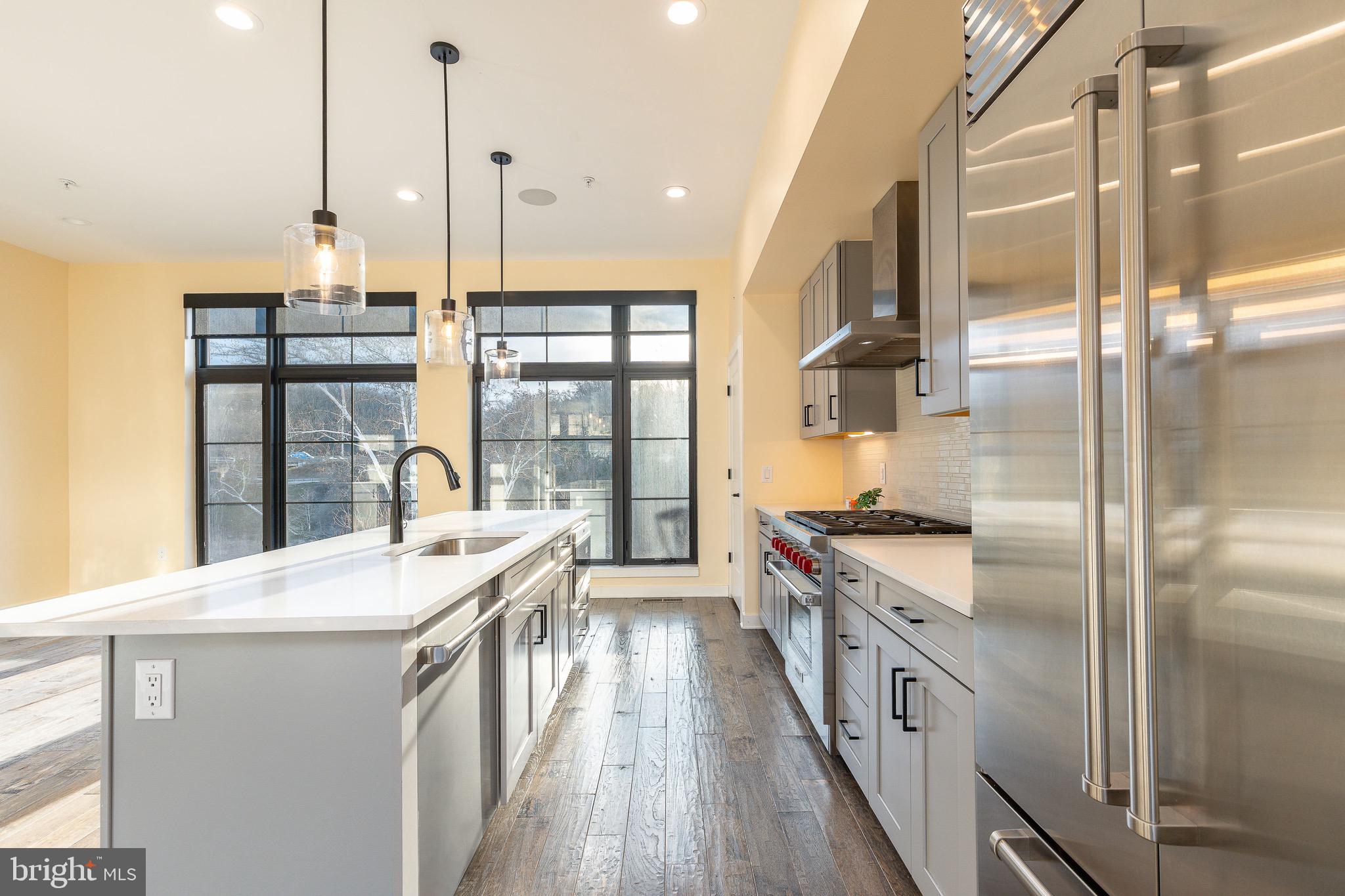 4523 Riverside Way Philadelphia, PA 19127 - Photo 13 of 58