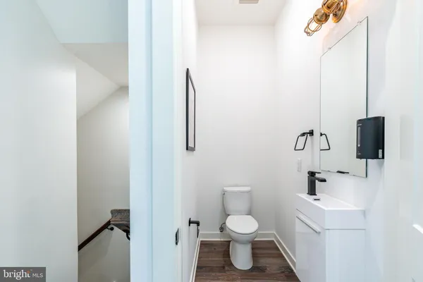 $1,265,000 | 4523 Riverside Way, Philadelphia, PA 19127