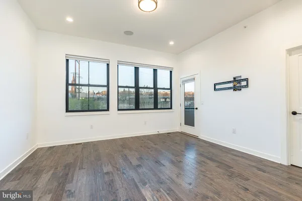 $1,265,000 | 4523 Riverside Way, Philadelphia, PA 19127