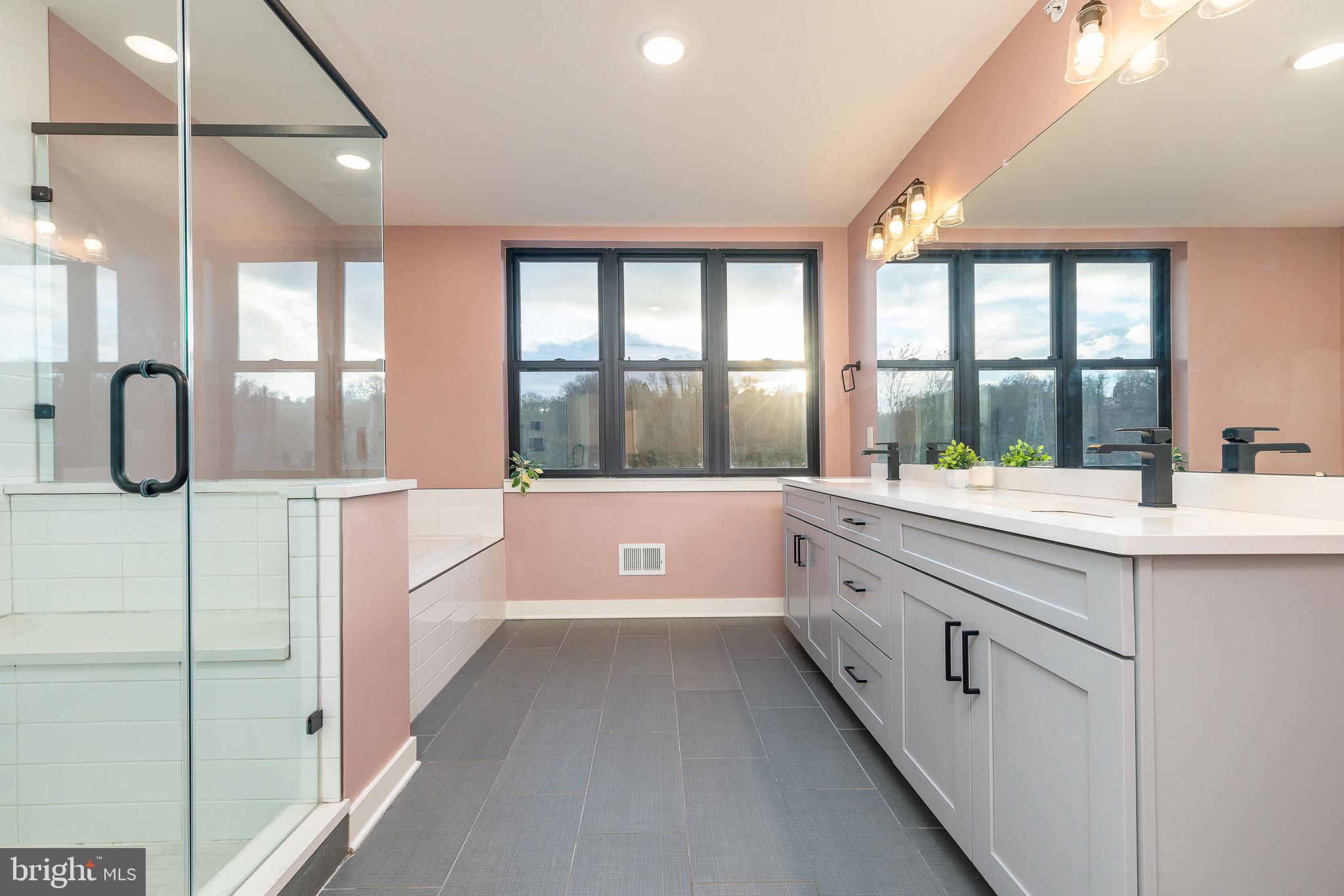 4523 Riverside Way Philadelphia, PA 19127 - Photo 37 of 58