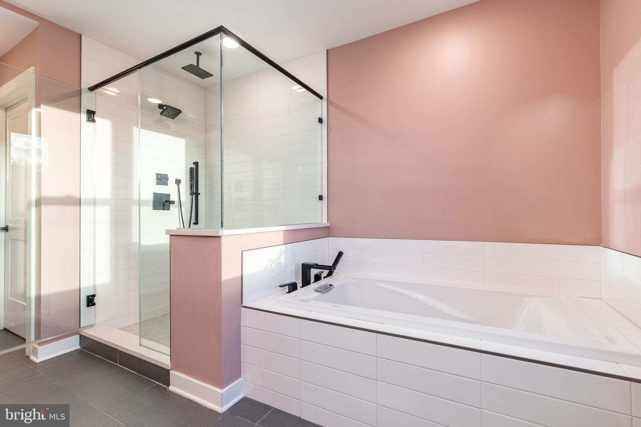 4523 Riverside Way Philadelphia, PA 19127 - Photo 39 of 58