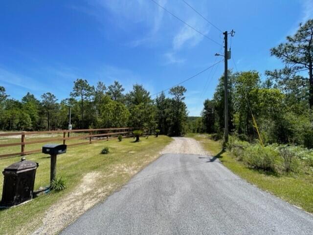 304 St James Road DeFuniak Springs, FL 32433 - Photo 12 of 37 a view of a backyard