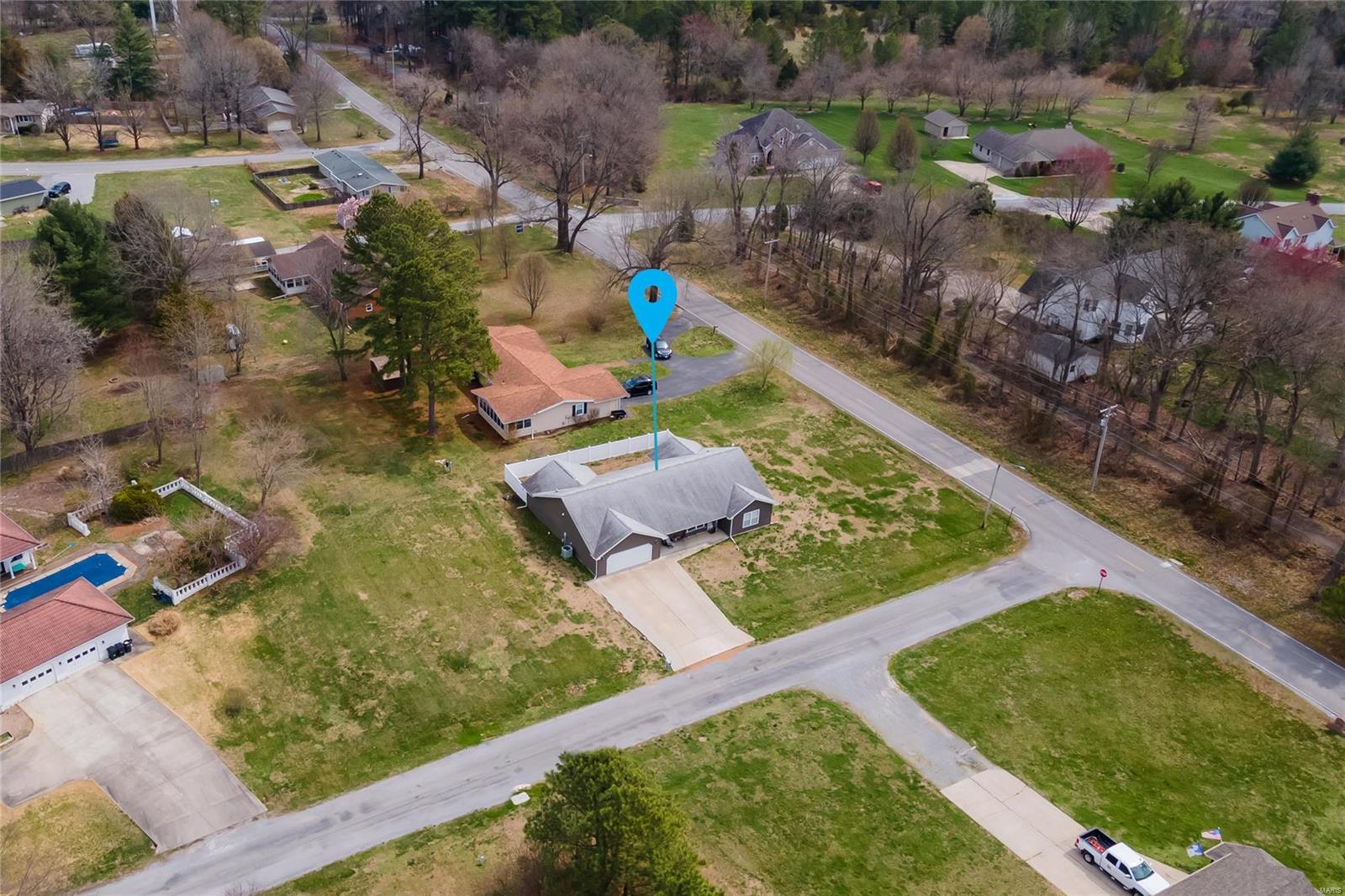 1723 Memory Lane Herrin, IL 62948 - Photo 23 of 29 Gallery Image 23