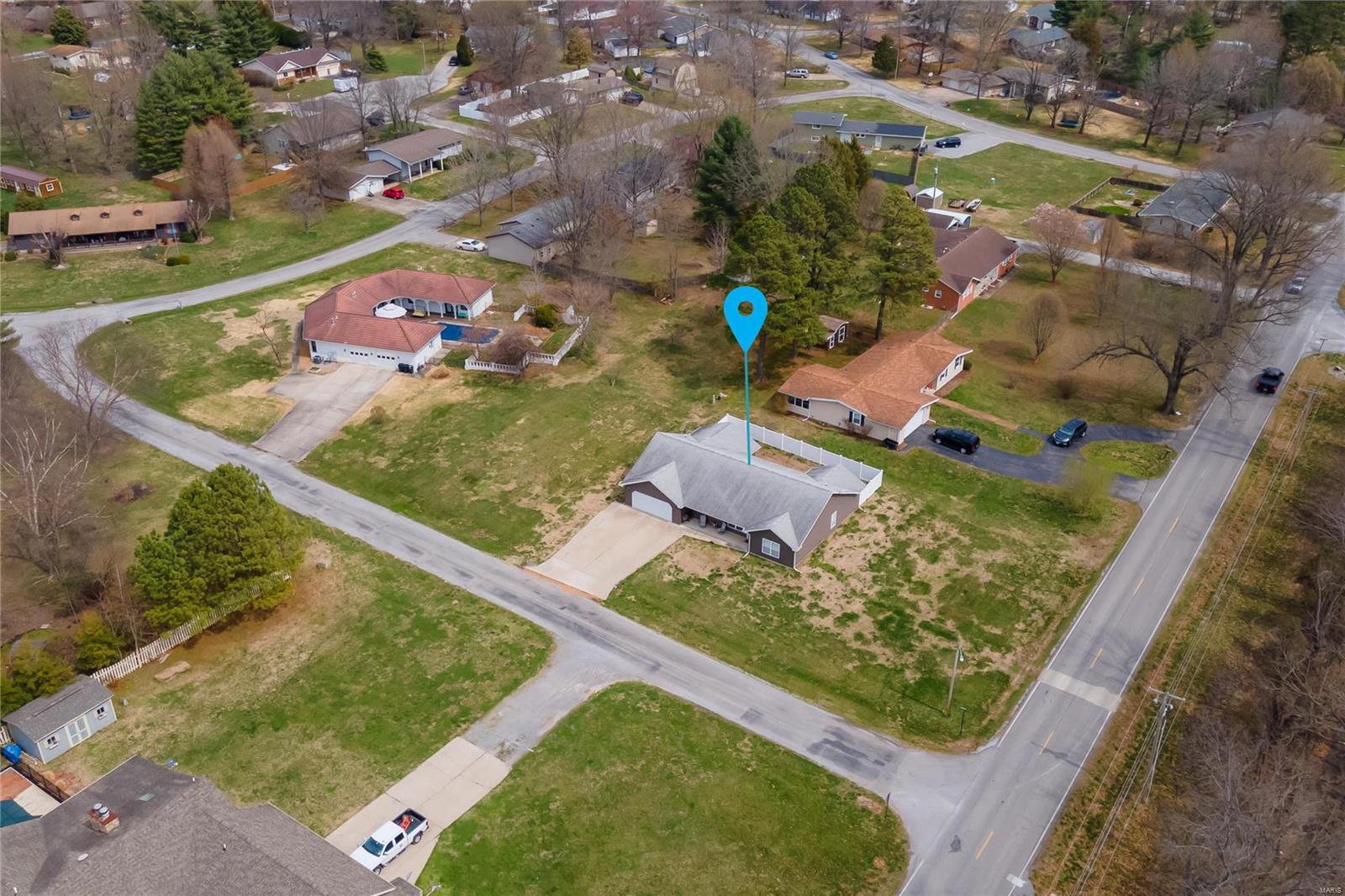 1723 Memory Lane Herrin, IL 62948 - Photo 24 of 29 Gallery Image 24