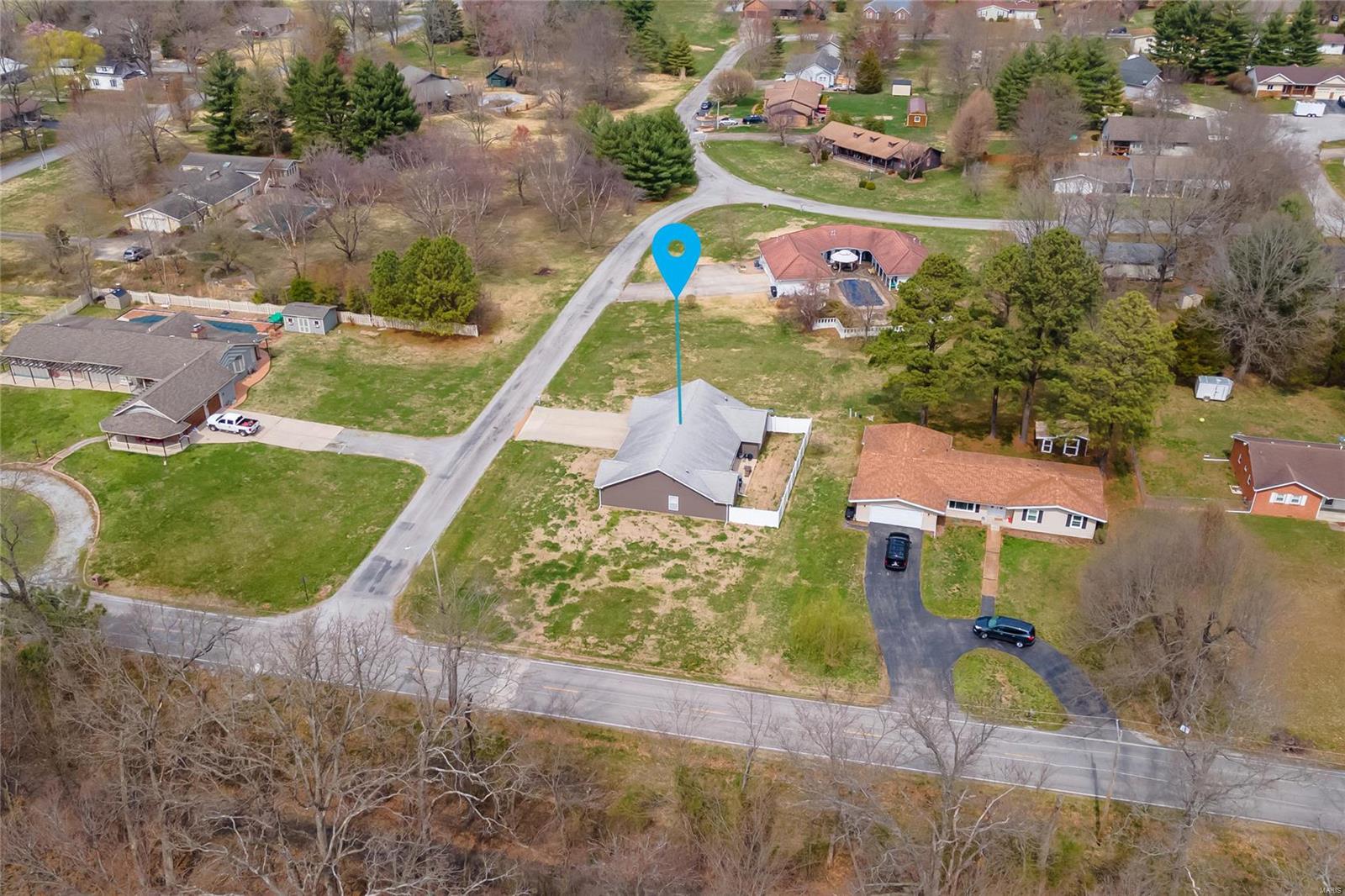 1723 Memory Lane Herrin, IL 62948 - Photo 25 of 29 Gallery Image 25