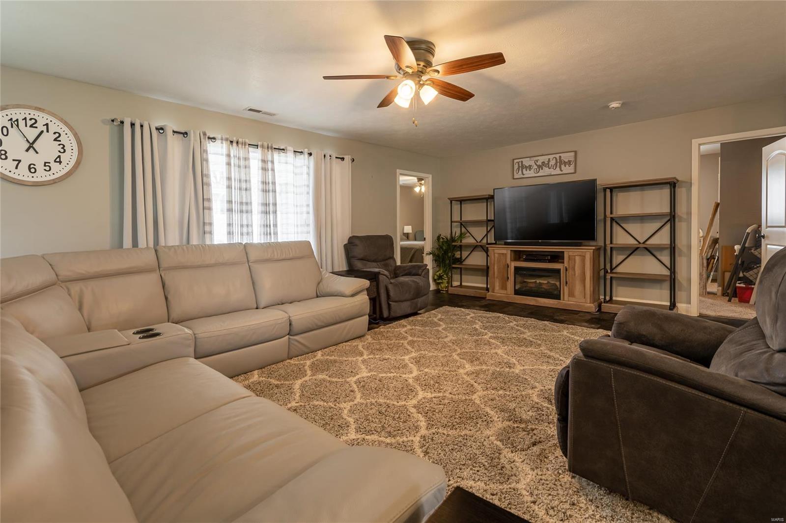 1723 Memory Lane Herrin, IL 62948 - Photo 6 of 29 Gallery Image 6