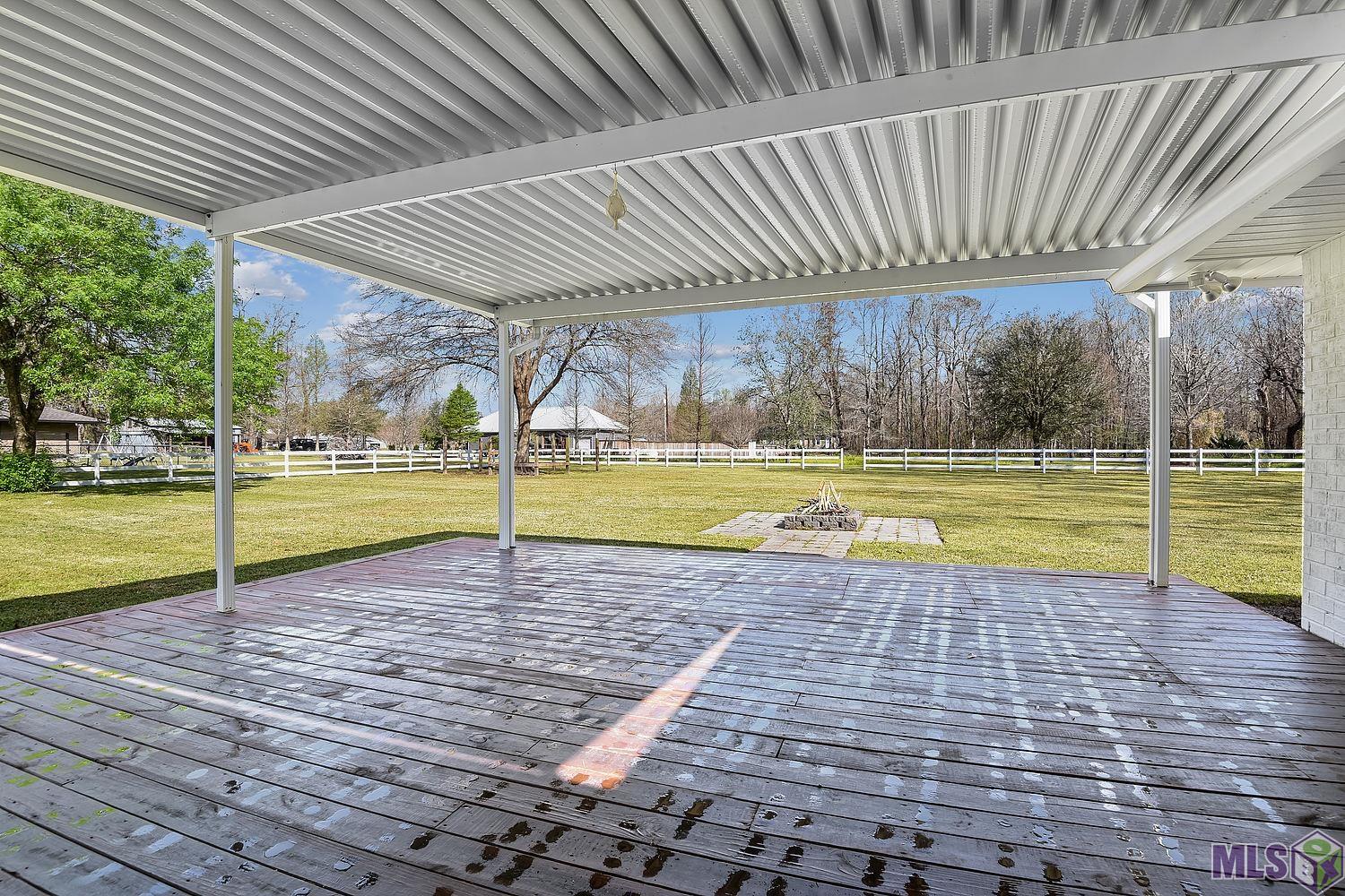 14262 Ridge Road Prairieville, LA 70769 - Photo 4 of 14 Gallery Image 4
