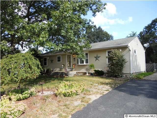 137 Stephan Road Brick, NJ 08724 - Photo 1 of 14 Primary Photo