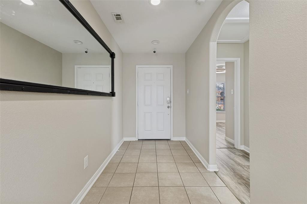 192 Buffalo Ridge Road Newark, TX 76071 - Photo 5 of 33