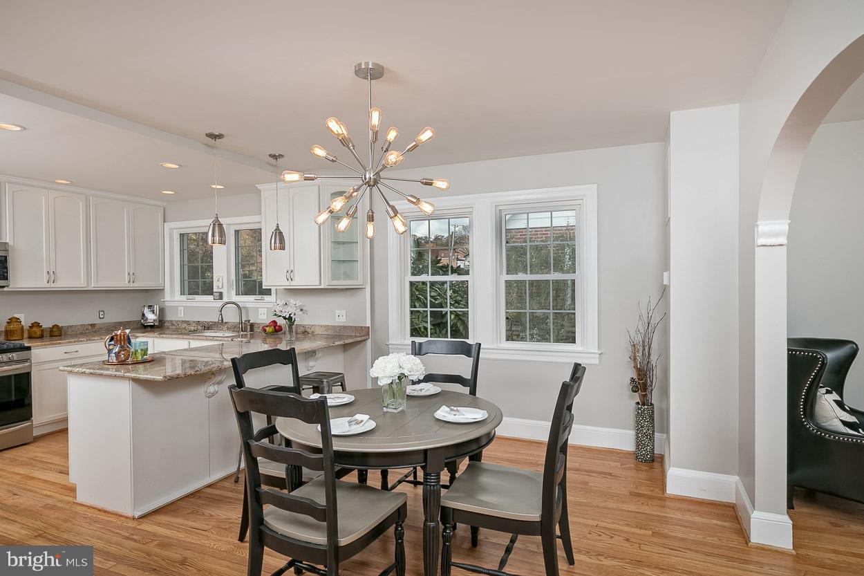 1112 Elm Ridge Avenue Baltimore, MD 21229 - Photo 6 of 30 Dining Room