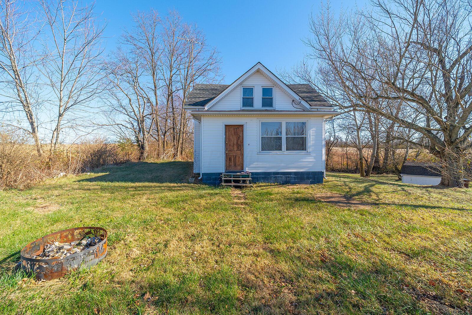 8400 16th Road Southwest Amanda, OH 43102 - Photo 2 of 39 8400 16th Rd SW-2