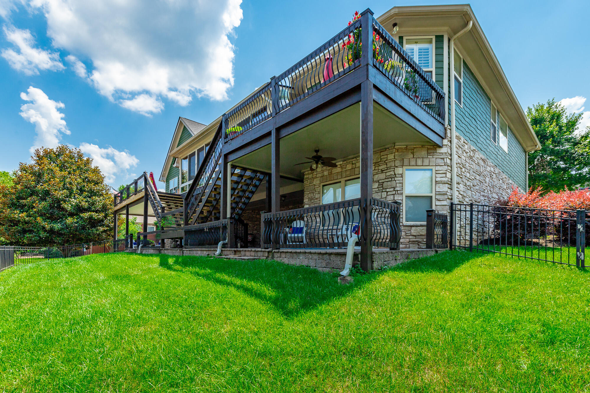 3106 Reflection Lane Ooltewah, TN 37363 - Photo 5 of 168 3106 Reflection Lane HD-18