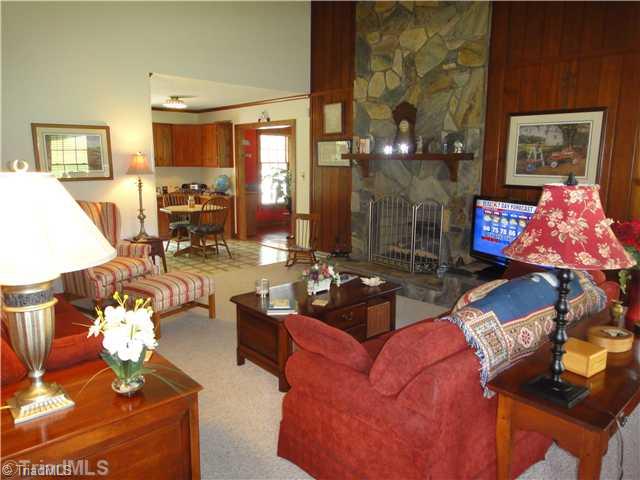 7794 Ketner Farm Road Rural Hall, NC 27045 - Photo 6 of 16 Living Room.