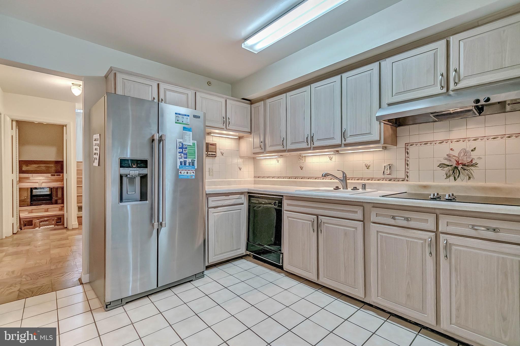 129 Raleigh Street Southeast Washington, DC 20032 - Photo 9 of 43 STAINLESS STEEL APPLIANCES