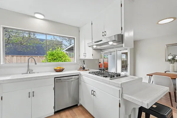 $2,488,000 | 20025 Cedar Tree Lane, Cupertino, CA 95014