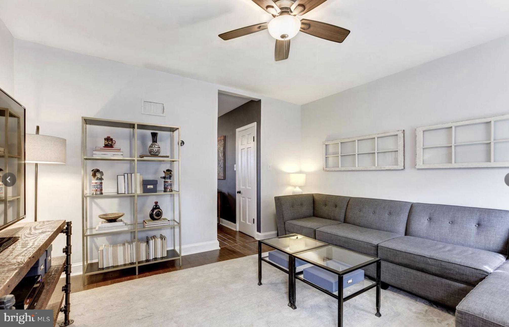 433 Ridge Street Northwest Washington, DC 20001 - Photo 3 of 15 staged as living room only (Past photo)