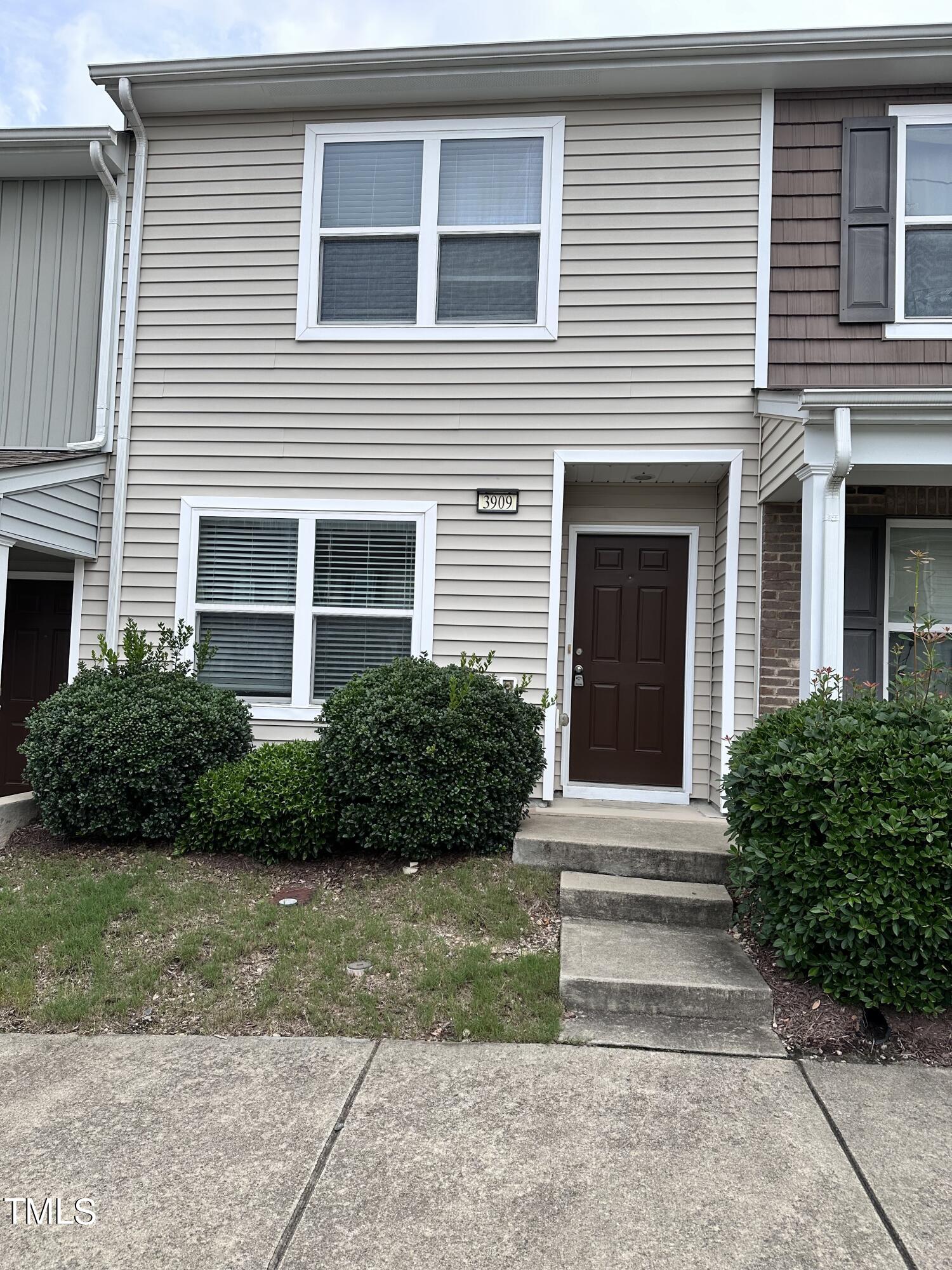 3909 Swinton Street Raleigh, NC 27616 - Photo 2 of 28 IMG_8992