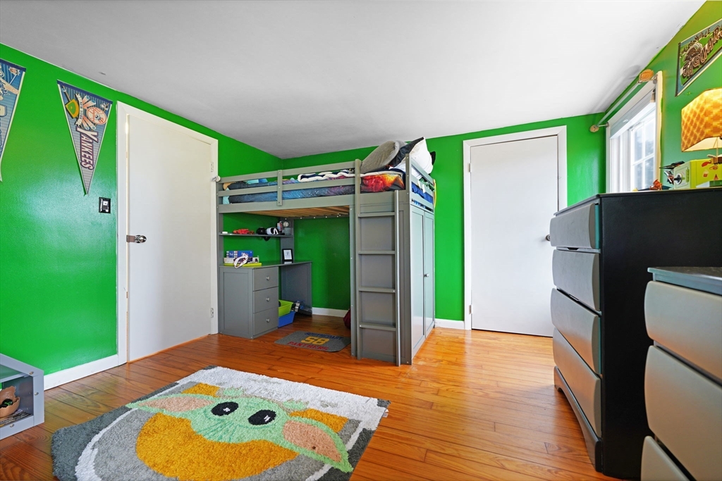 896 Sconticut Neck Road Fairhaven, MA 02719 - Photo 25 of 36 Gallery Image 25