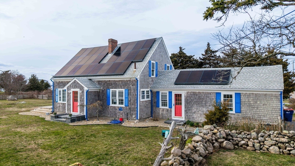 896 Sconticut Neck Road Fairhaven, MA 02719 - Photo 5 of 36 Gallery Image 5