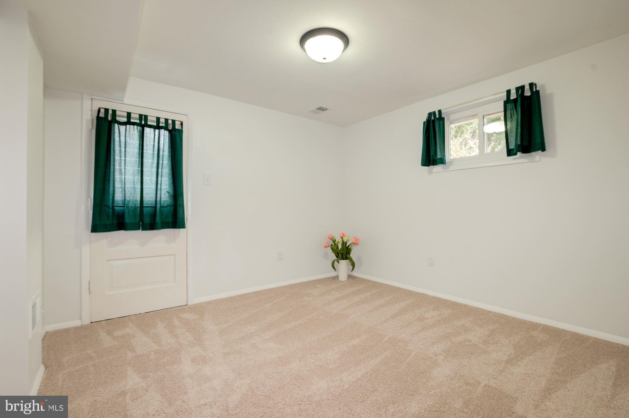 1505 Ainsley Road Silver Spring, MD 20904 - Photo 28 of 36 Gallery Image 28