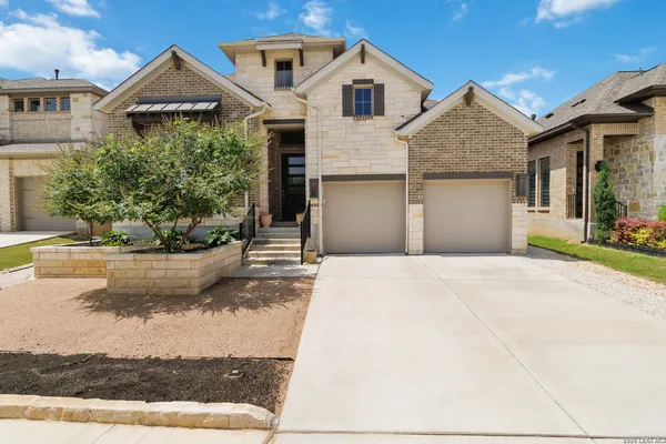 $549,000 | 425 Juana Way, New Braunfels, TX 78132