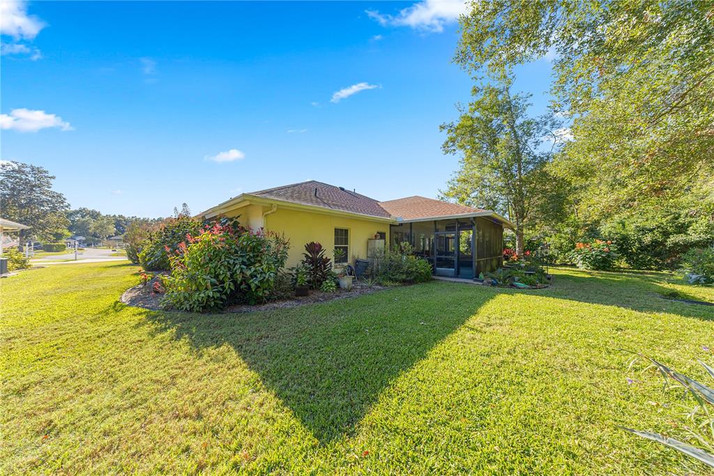 11451 Southwest 82nd Court Road Ocala, FL 34481 - Photo 31 of 33 Gallery Image 31