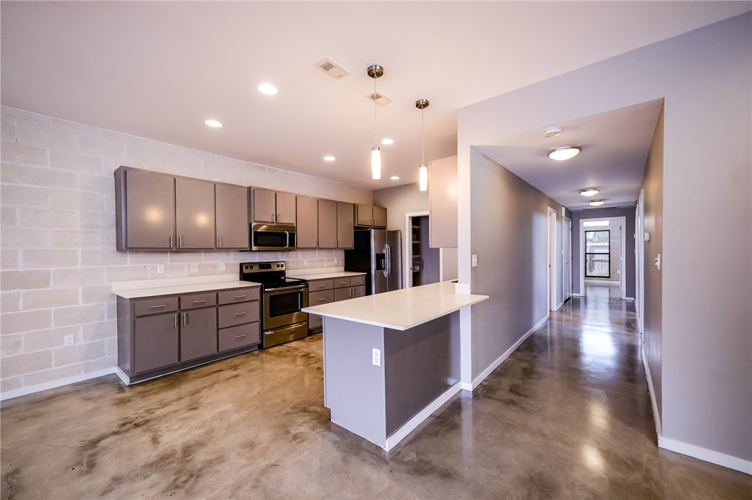 306 Easy Street, Unit B Corpus Christi, TX 78418 - Photo 6 of 22