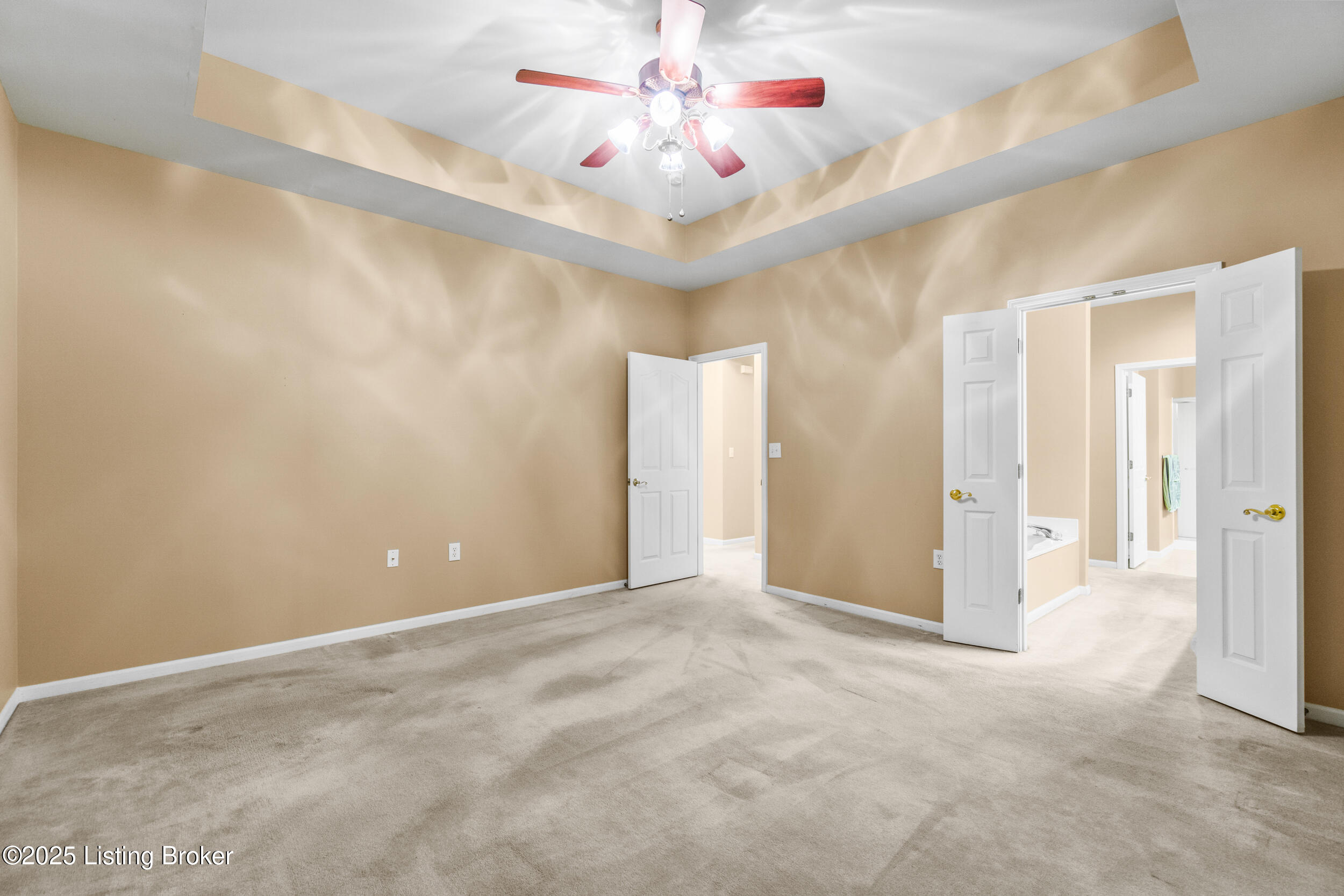 1100 Swan Pointe Boulevard Louisville, KY 40243 - Photo 12 of 46 photo dec 05 2025, 10 18 33 am