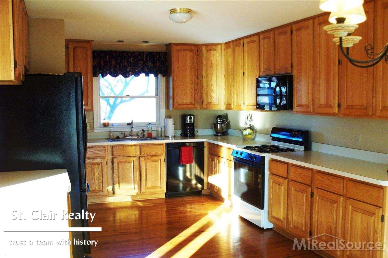 6353 Arnold Road Marine City, MI 48039 - Photo 5 of 45 31224965-4.JPG