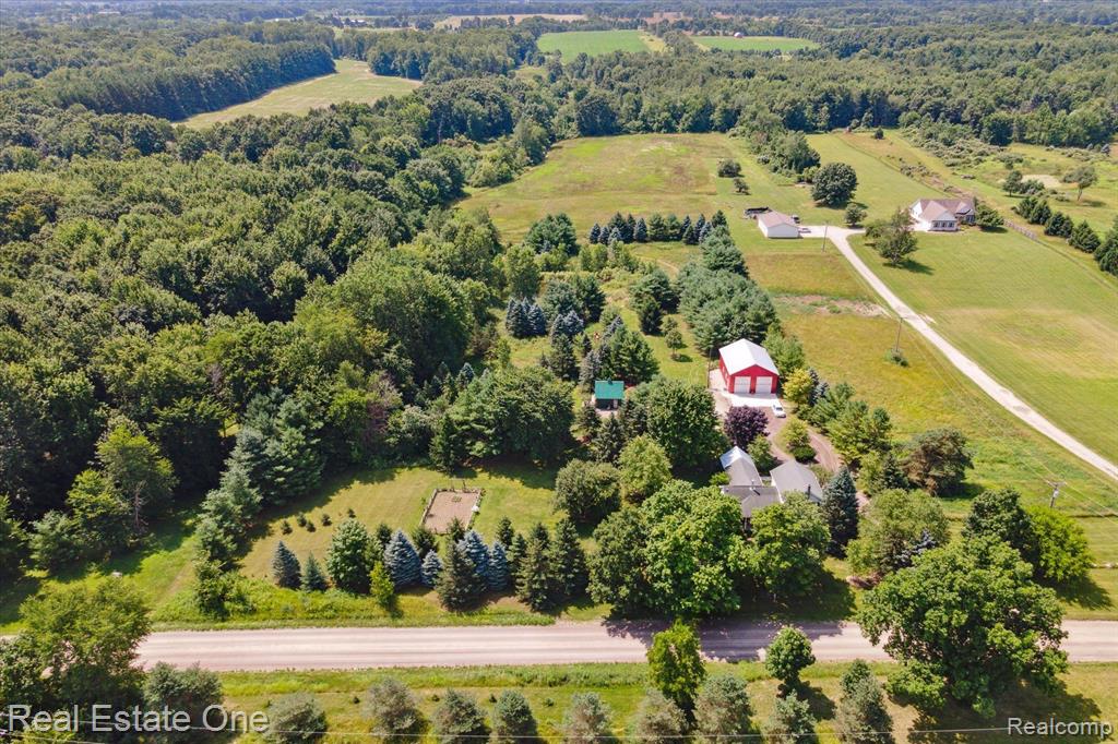 5029 Sullivan Road Lapeer, MI 48446 - Photo 49 of 59