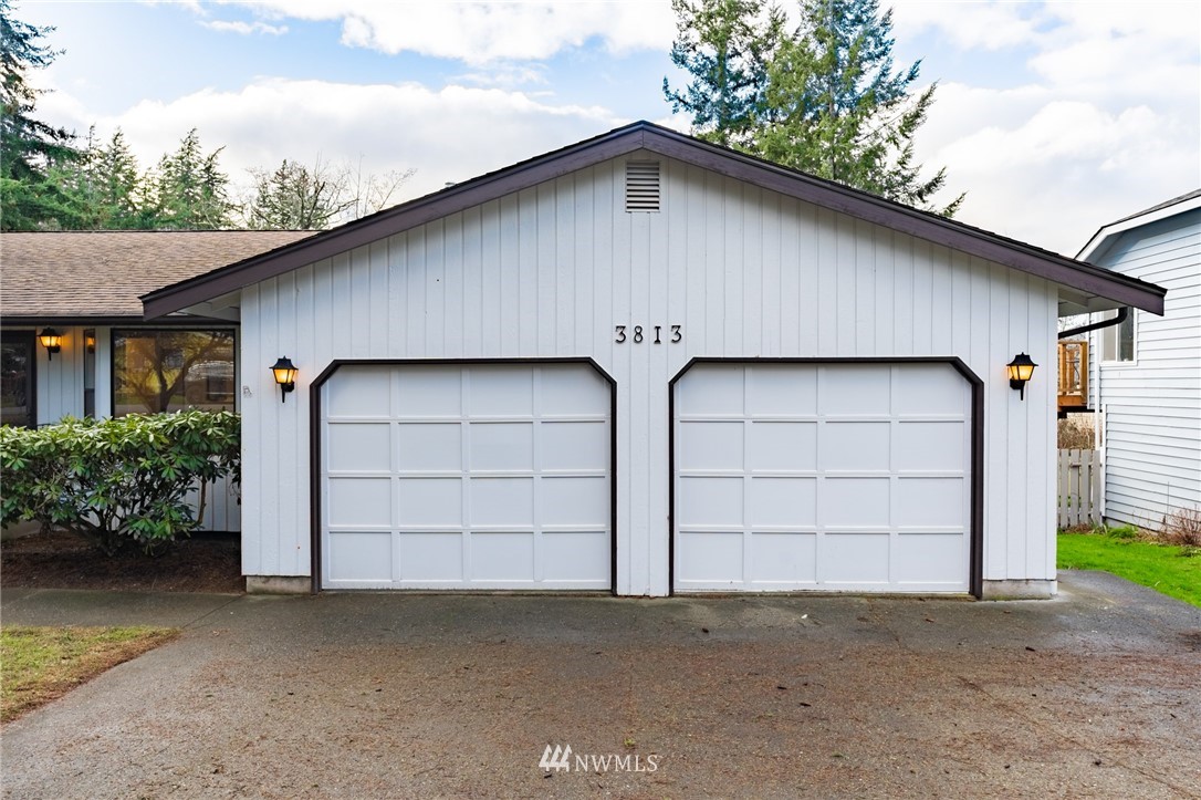 3813 Magrath Road Bellingham, WA 98226 - Photo 3 of 32 Gallery Image 3