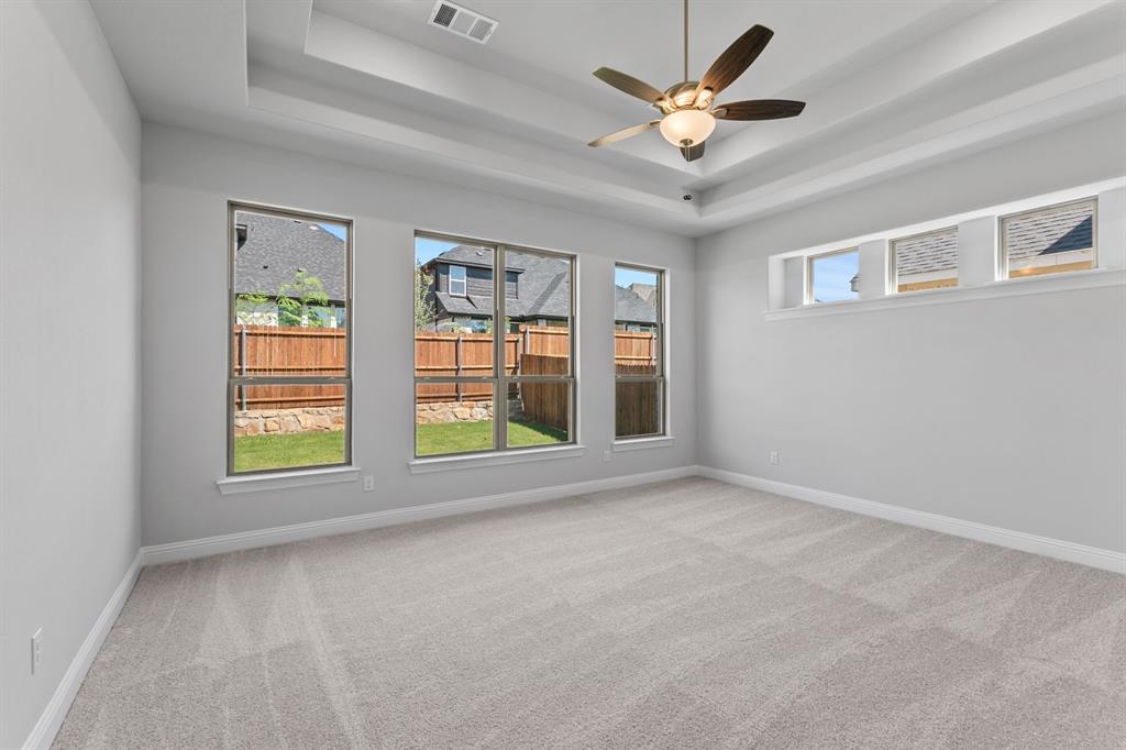 701 Squill Road Justin, TX 76247 - Photo 11 of 20 DAL_Wildflower Ranch_Humble_701 Squill Road (22)