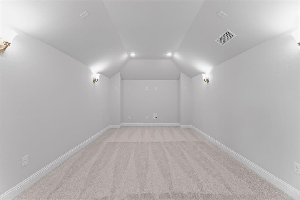 701 Squill Road Justin, TX 76247 - Photo 15 of 20 DAL_Wildflower Ranch_Humble_701 Squill Road (29)