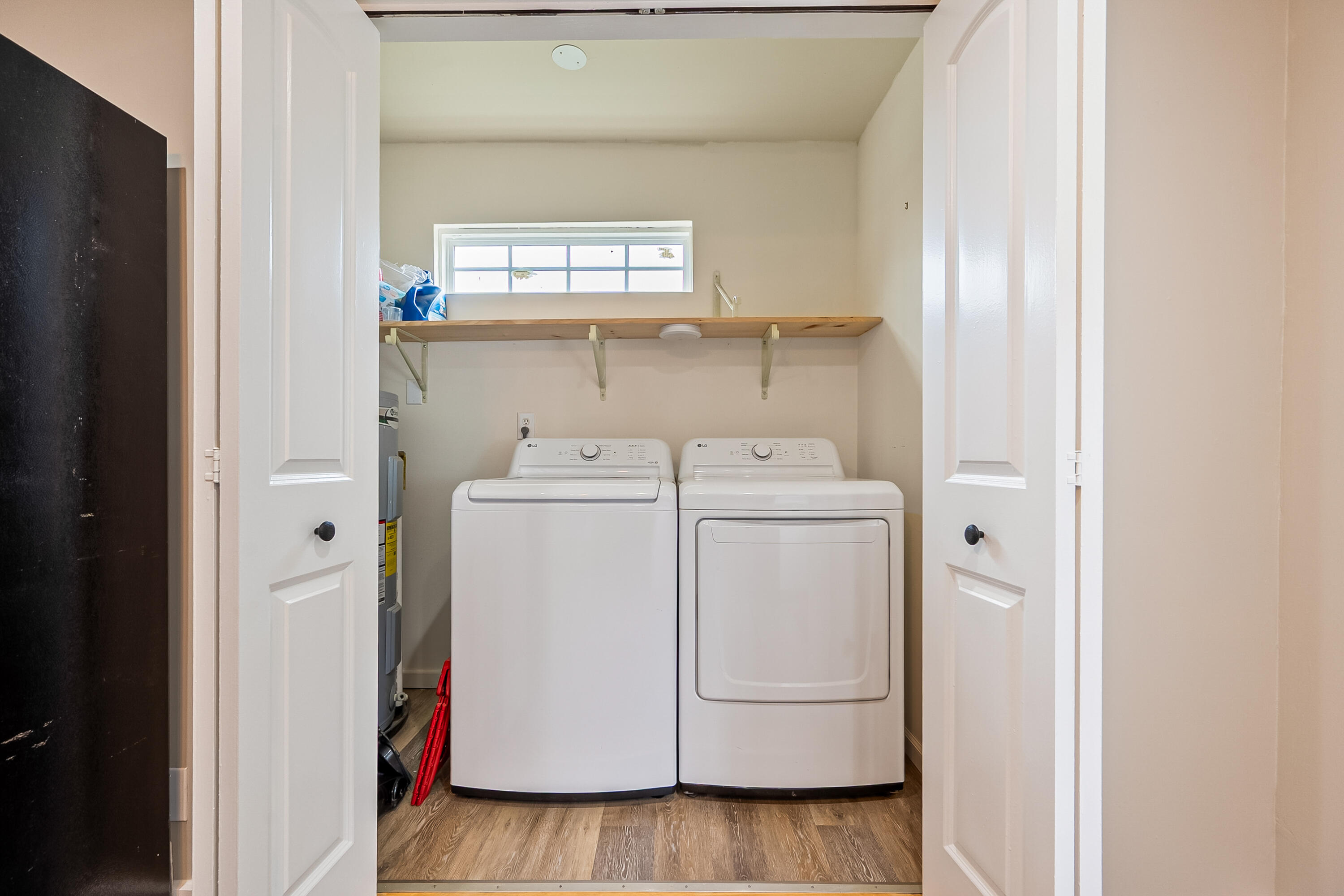 306 Lester Street Radford, VA 24141 - Photo 17 of 51 a utility room with dryer and washer