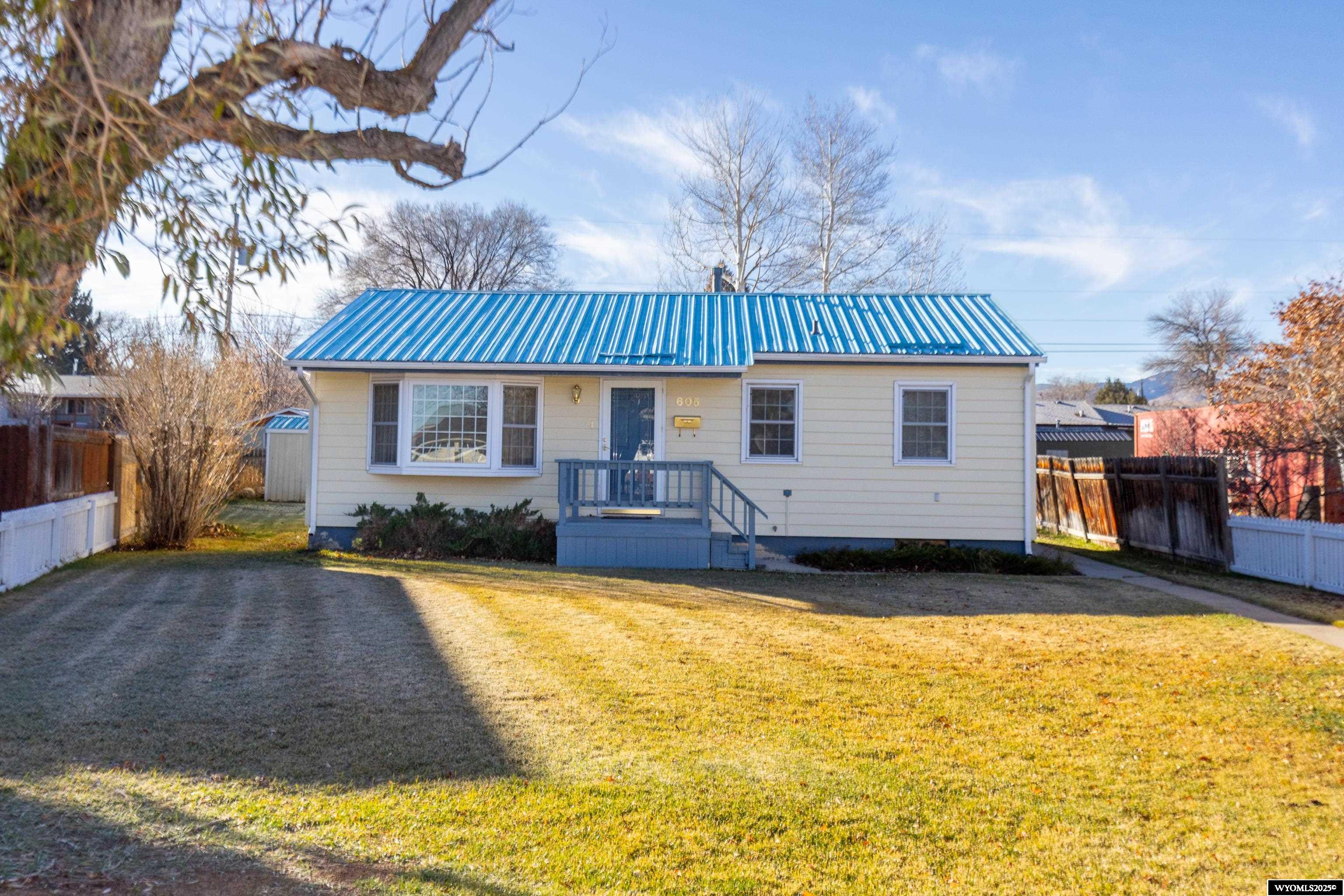 605 Cliff Street Lander, WY 82520 - Photo 2 of 40