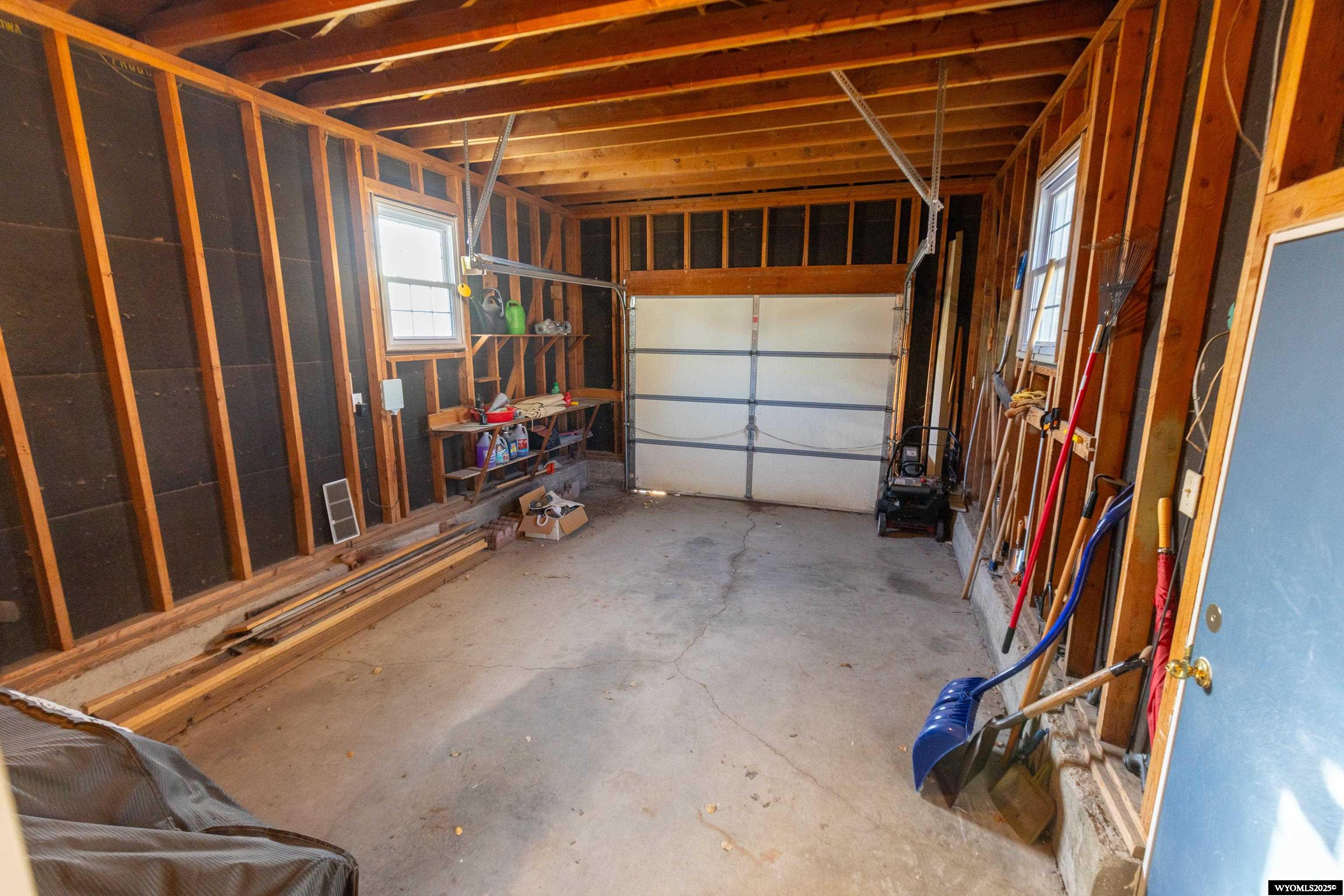 605 Cliff Street Lander, WY 82520 - Photo 23 of 40