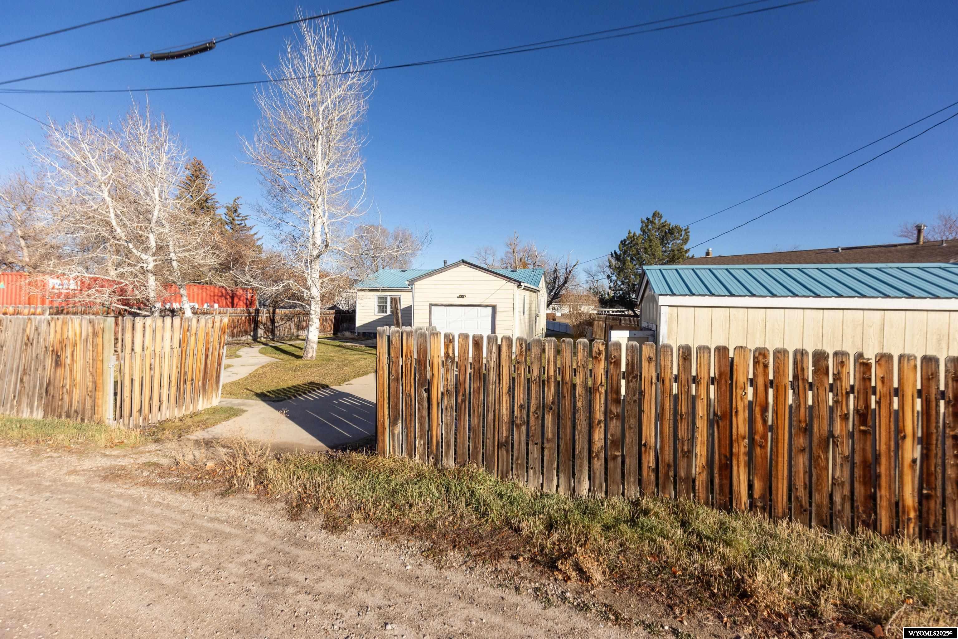 605 Cliff Street Lander, WY 82520 - Photo 33 of 40