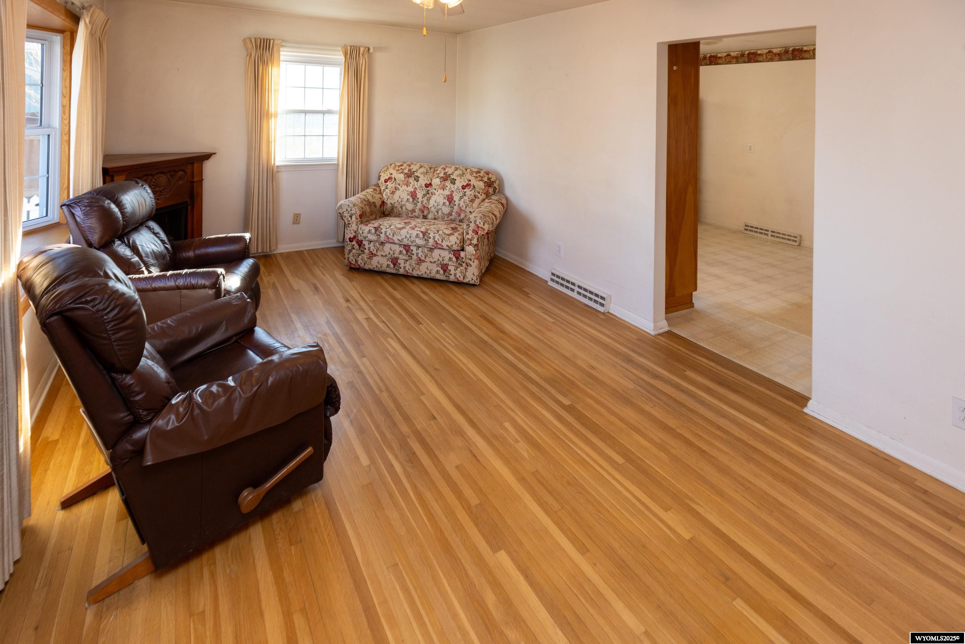 605 Cliff Street Lander, WY 82520 - Photo 4 of 40