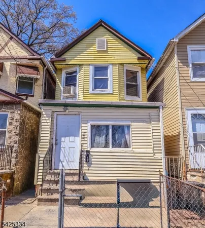 $199,999 | 259 South 18th Street, Newark, NJ 07103