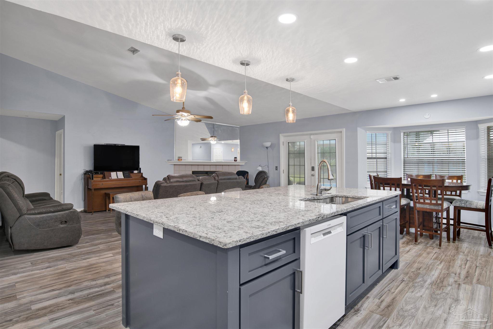 6723 Cedar Ridge Circle Milton, FL 32570 - Photo 10 of 20