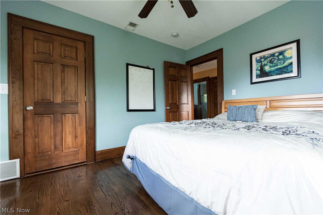 1485 Rydalmount Road Cleveland Heights, OH 44118 - Photo 15 of 35