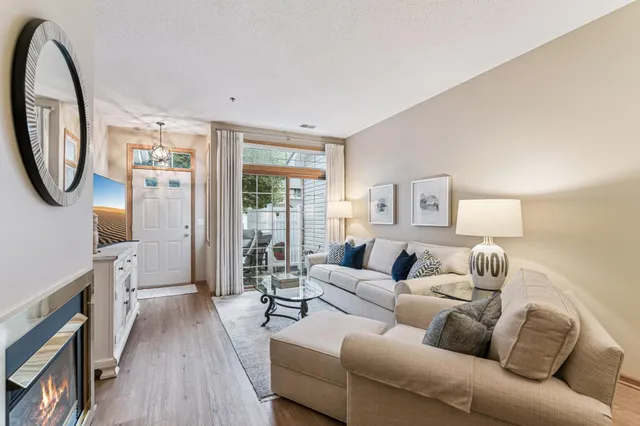 $295,000 | 8465 Cortland Road, Unit 125, Eden Prairie, MN 55344